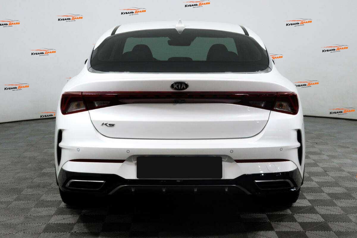 Kia K5 2021 года с пробегом. Фото: #5