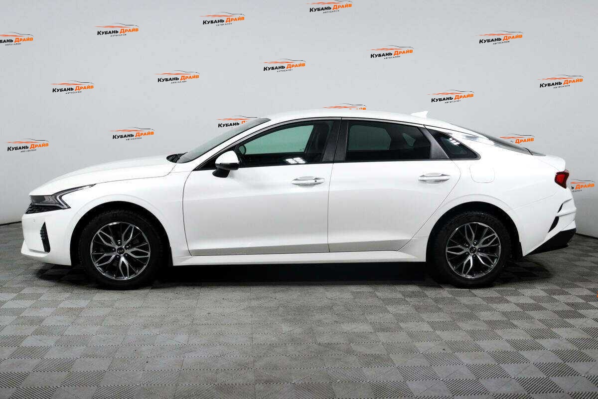 Kia K5 2021 года с пробегом. Фото: #7