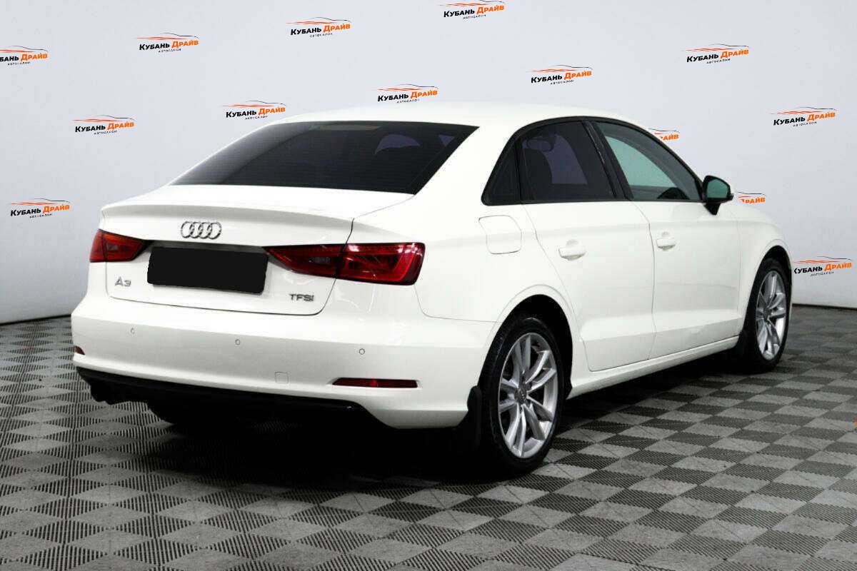 Audi A3 2015 года с пробегом. Фото: #4