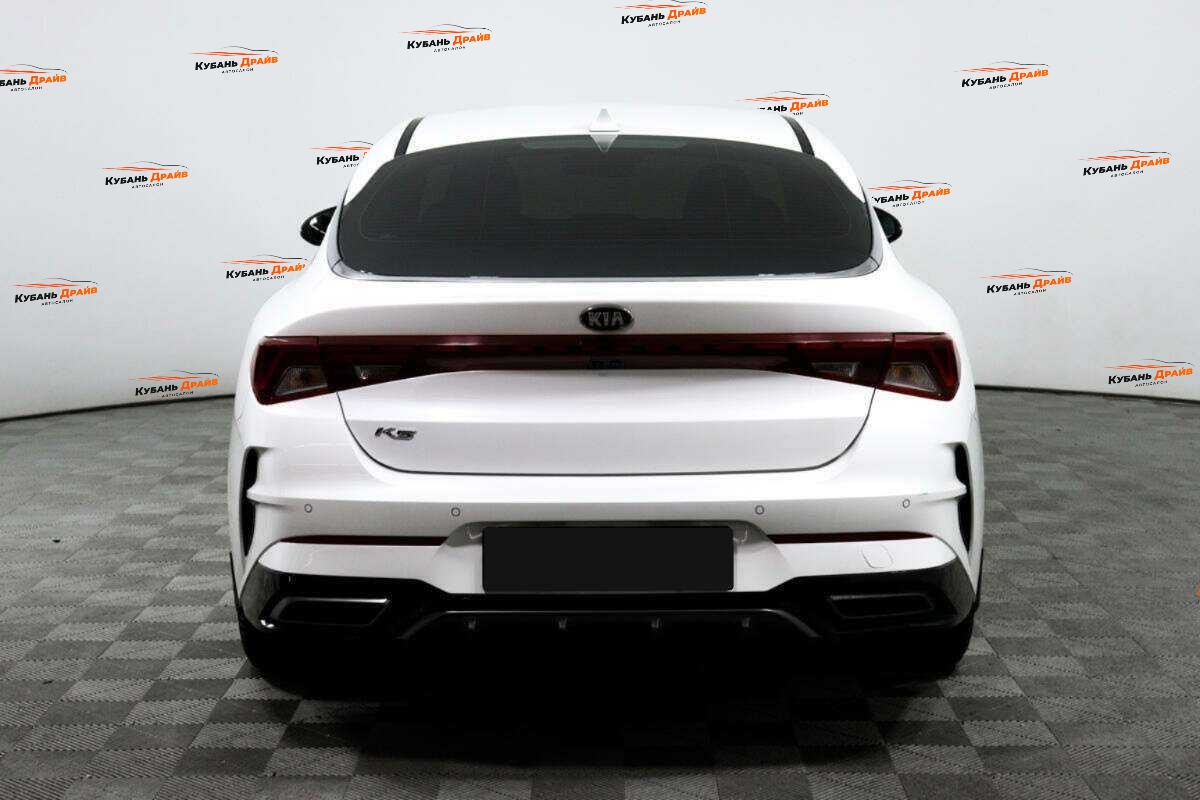 Kia K5 2021 года с пробегом. Фото: #5
