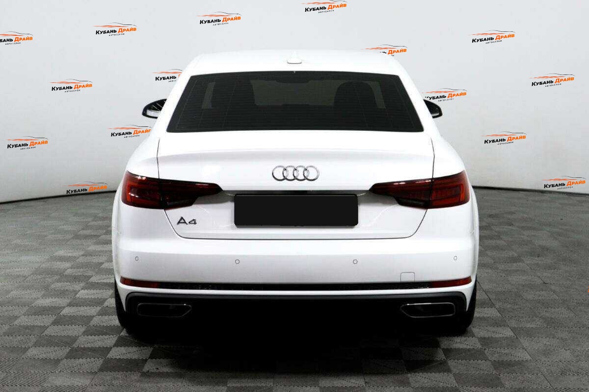 Audi A4 2019 года с пробегом. Фото: #5