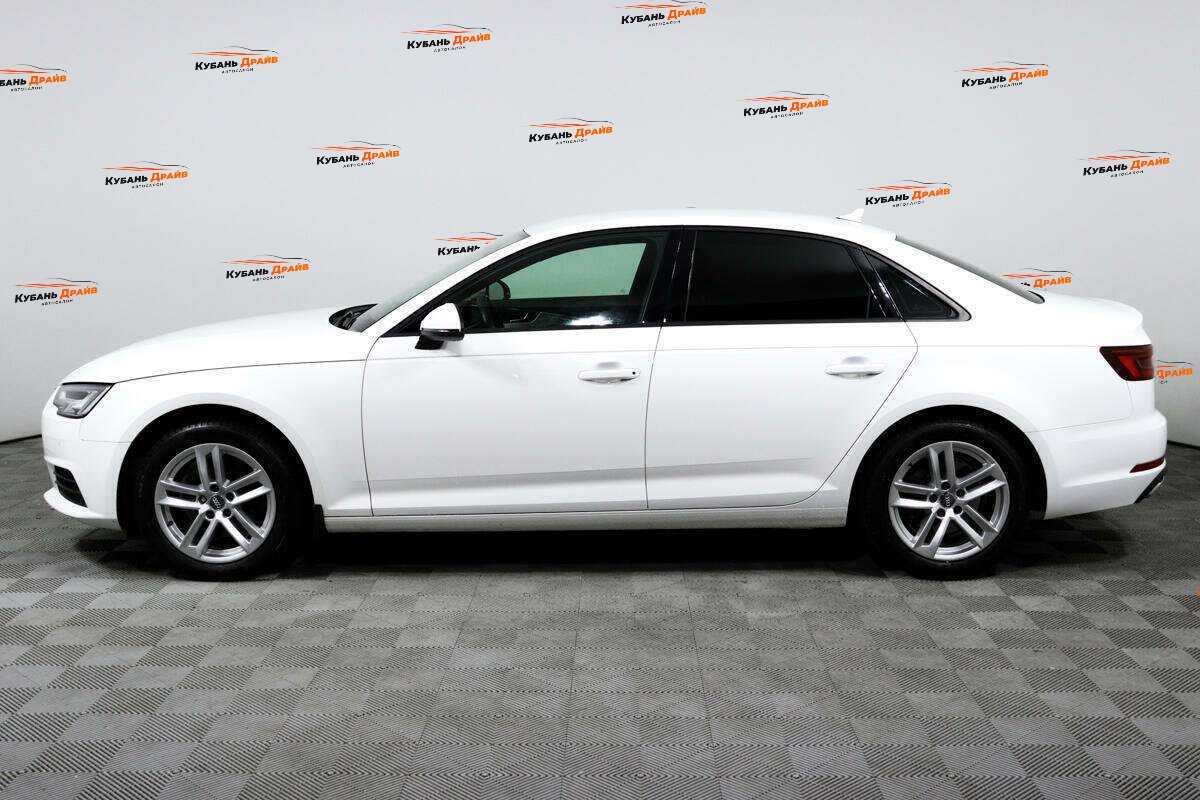 Audi A4 2019 года с пробегом. Фото: #7