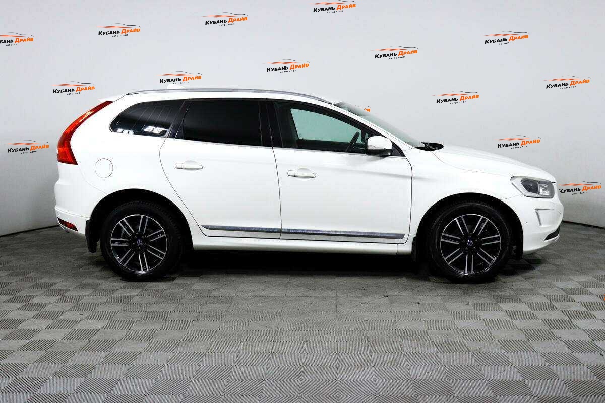 Volvo XC60 2016 года с пробегом. Фото: #3