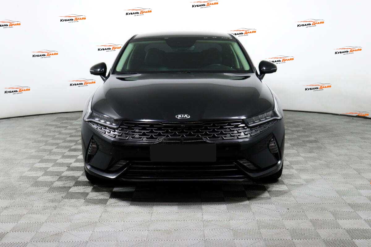Kia K5 2020 года с пробегом. Фото: #1