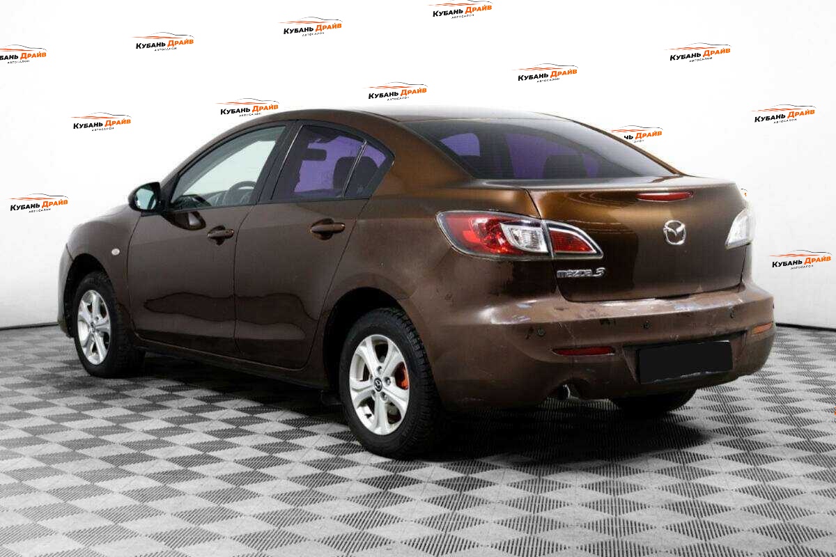 Mazda 3 2013 года с пробегом. Фото: #5