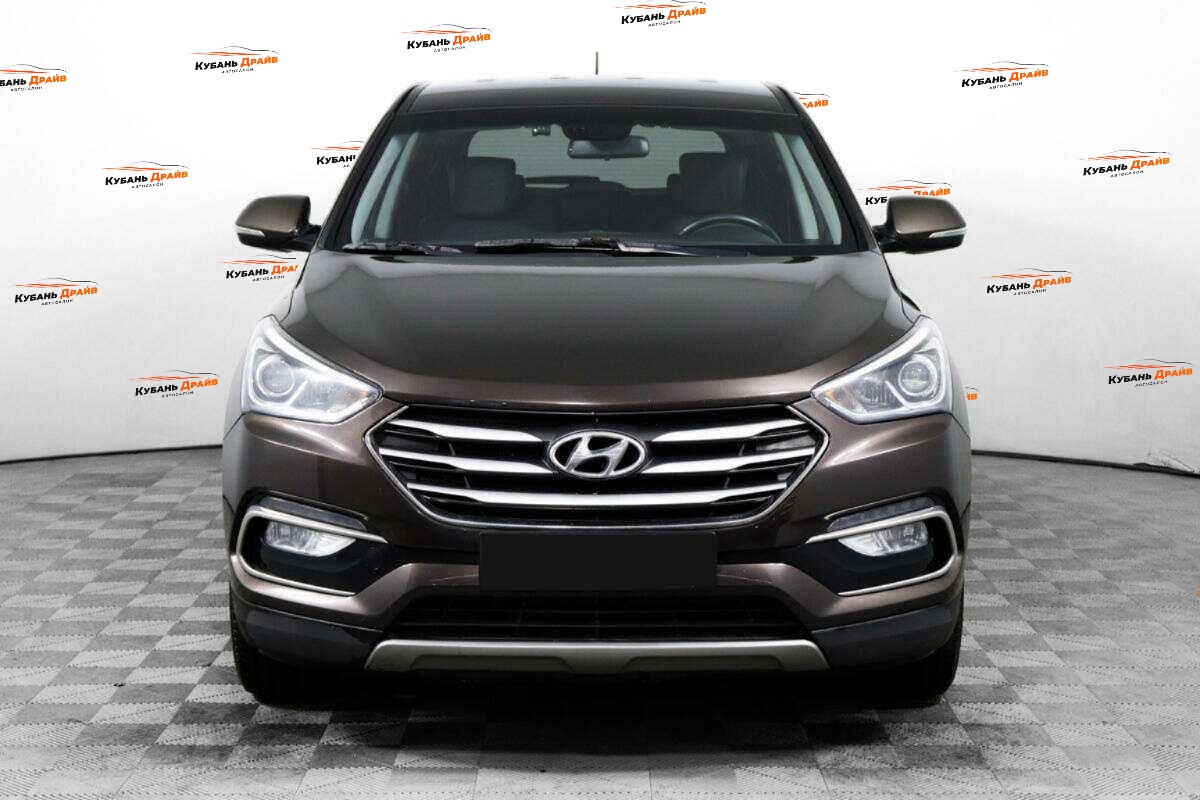 Hyundai Santa Fe 2016 года с пробегом. Фото: #1