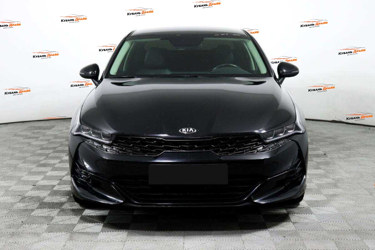 Kia K5 2021 года с пробегом. Фото: #1