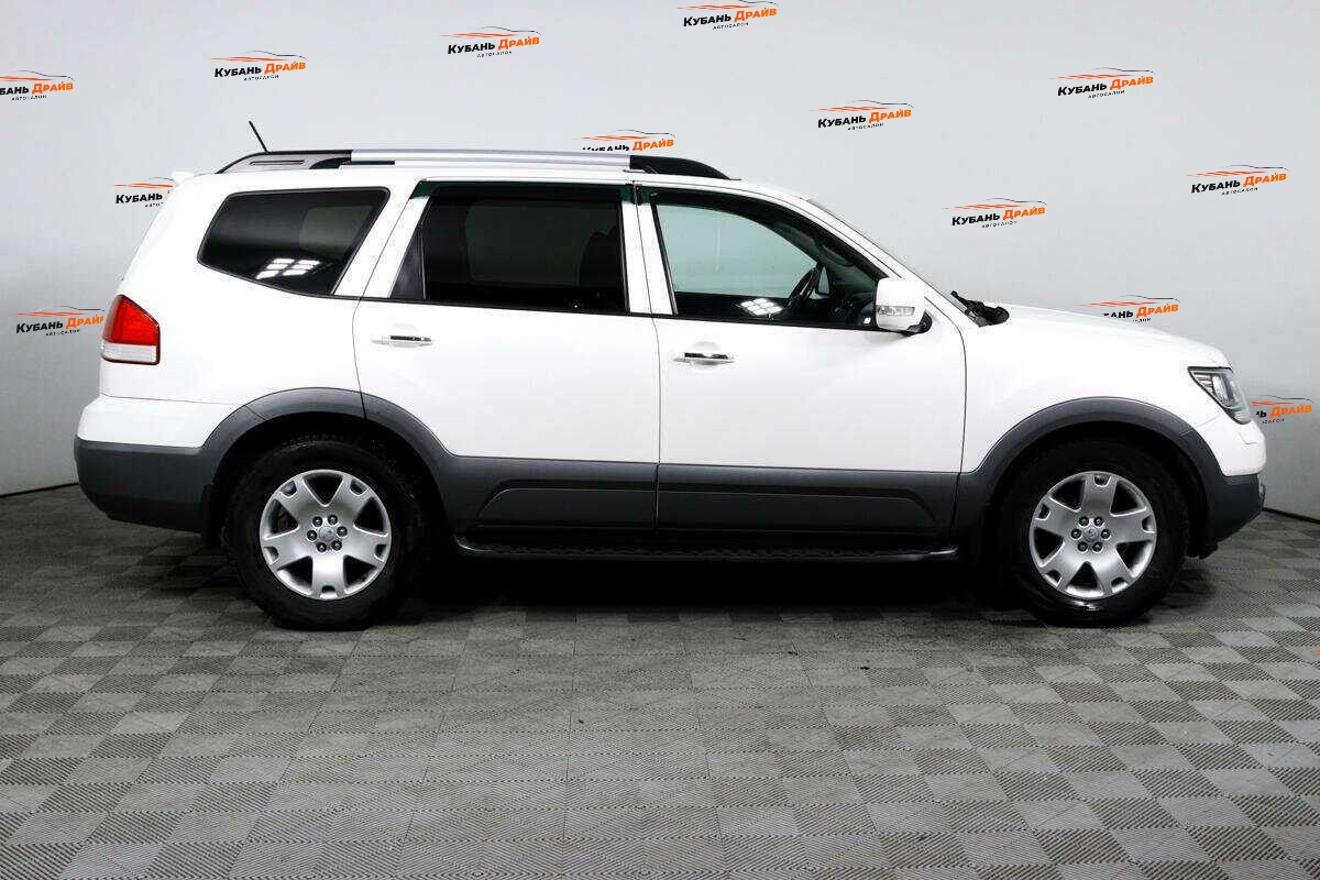 Kia Mohave 2016 года с пробегом. Фото: #3