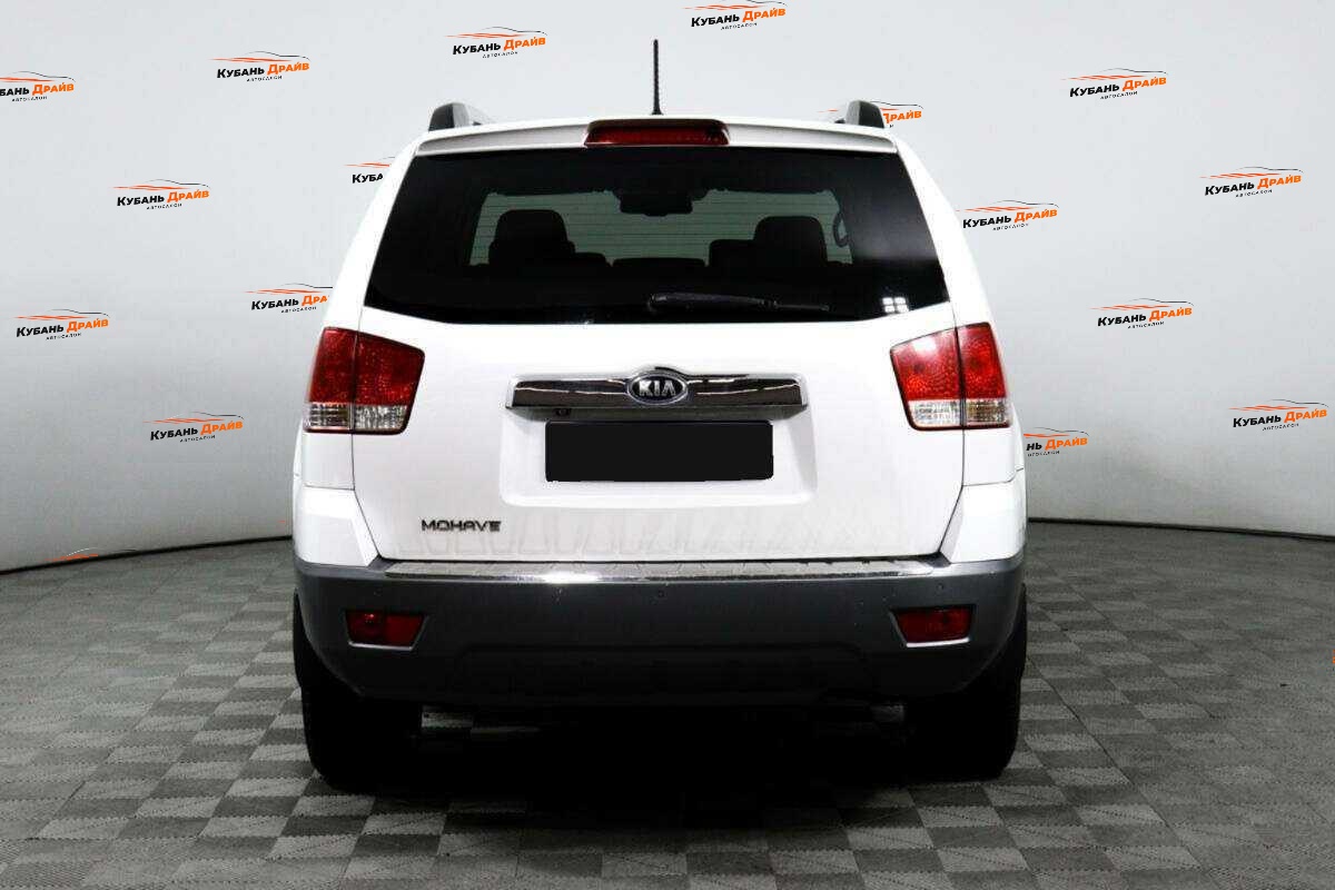 Kia Mohave 2016 года с пробегом. Фото: #5