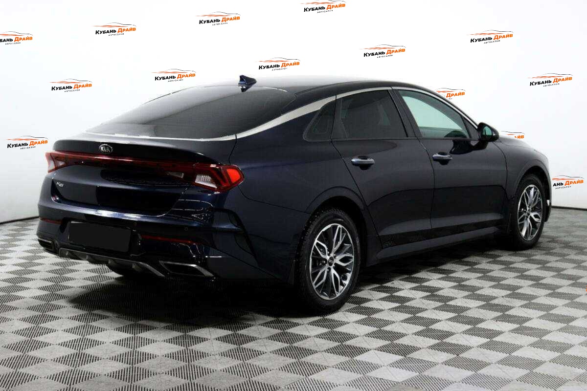 Kia K5 2021 года с пробегом. Фото: #4