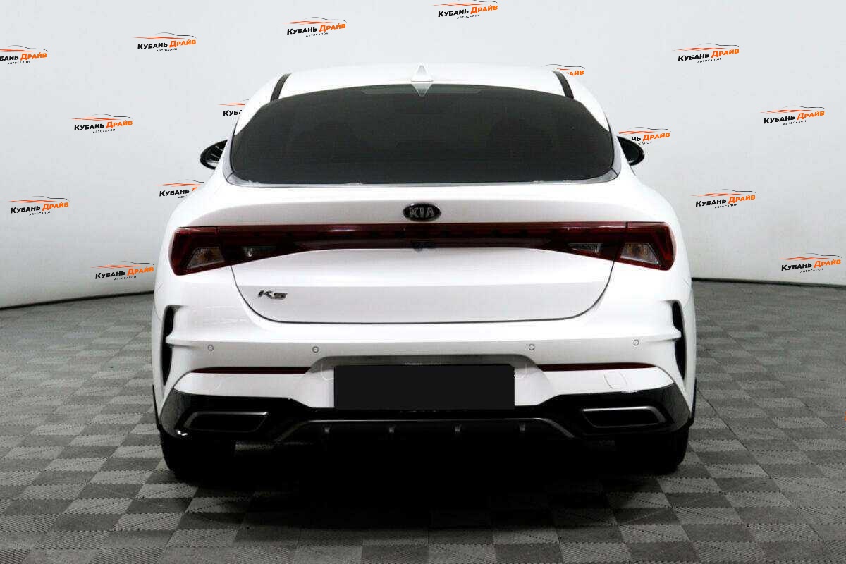 Kia K5 2021 года с пробегом. Фото: #5