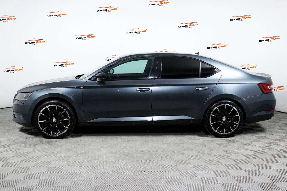 Skoda Superb 2017 года с пробегом. Фото: #7