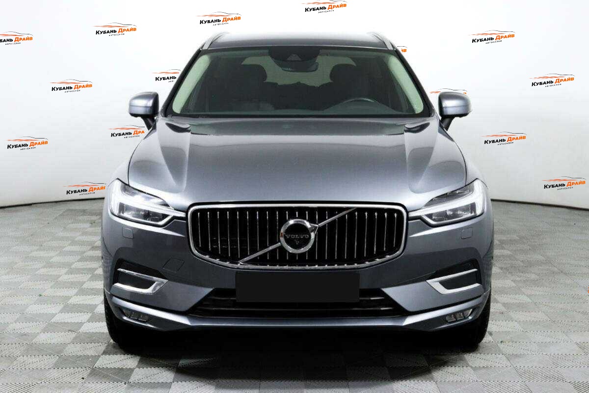 Volvo XC60 2018 года с пробегом. Фото: #1