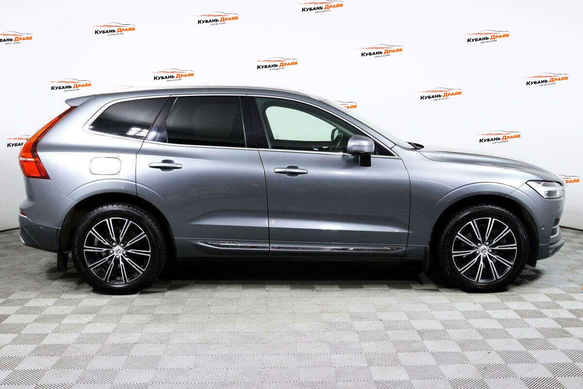 Volvo XC60 2018 года с пробегом. Фото: #3