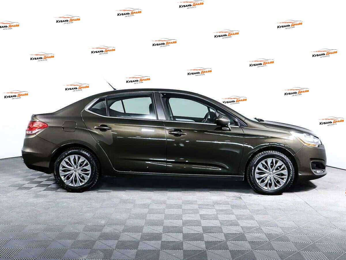 Citroen C4 2016 года с пробегом. Фото: #3
