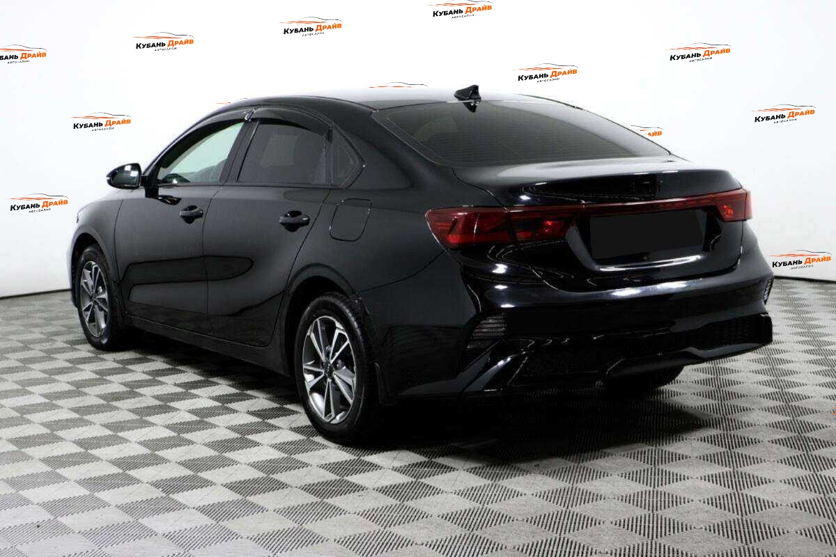 Kia Cerato 2021 года с пробегом. Фото: #6