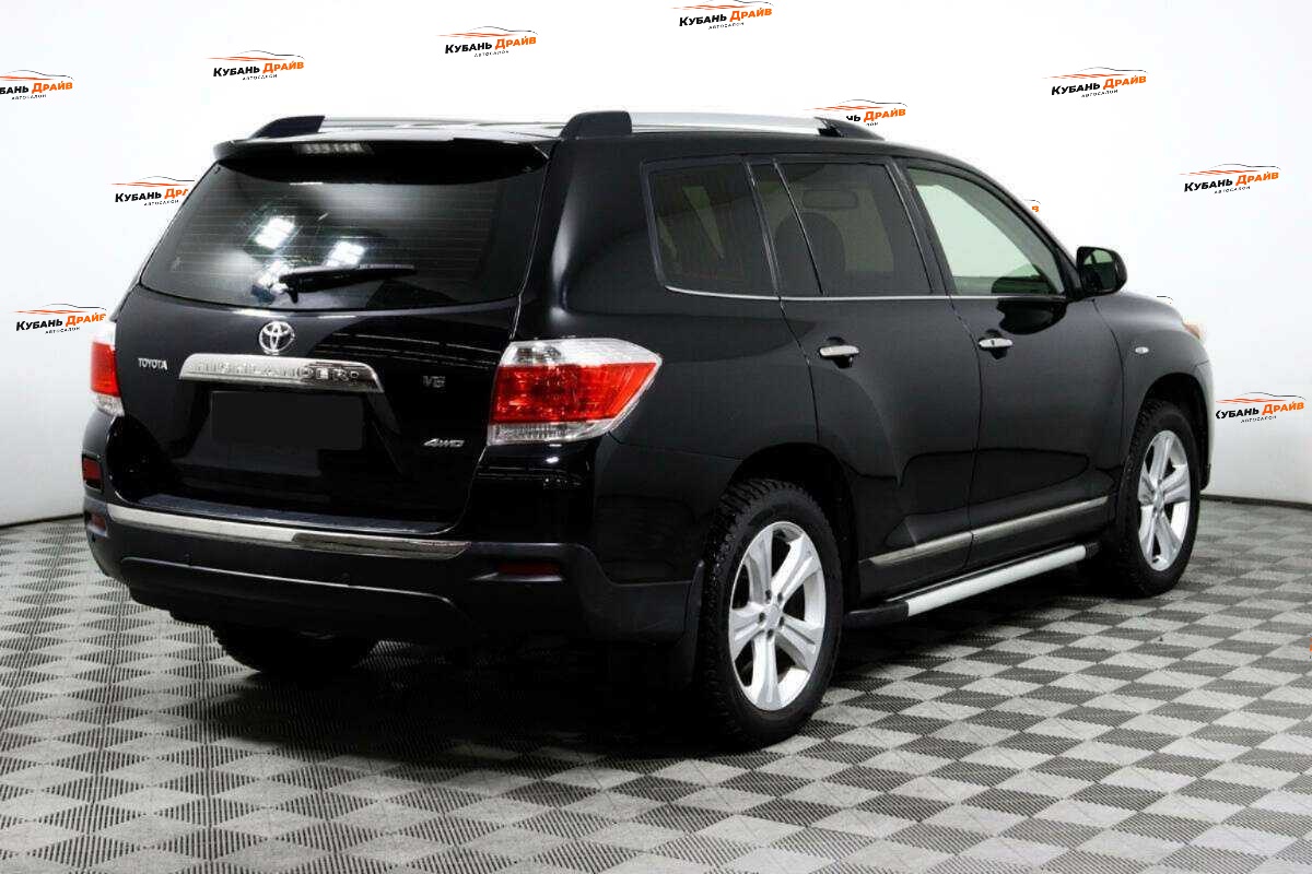 Toyota Highlander 2012 года с пробегом. Фото: #4
