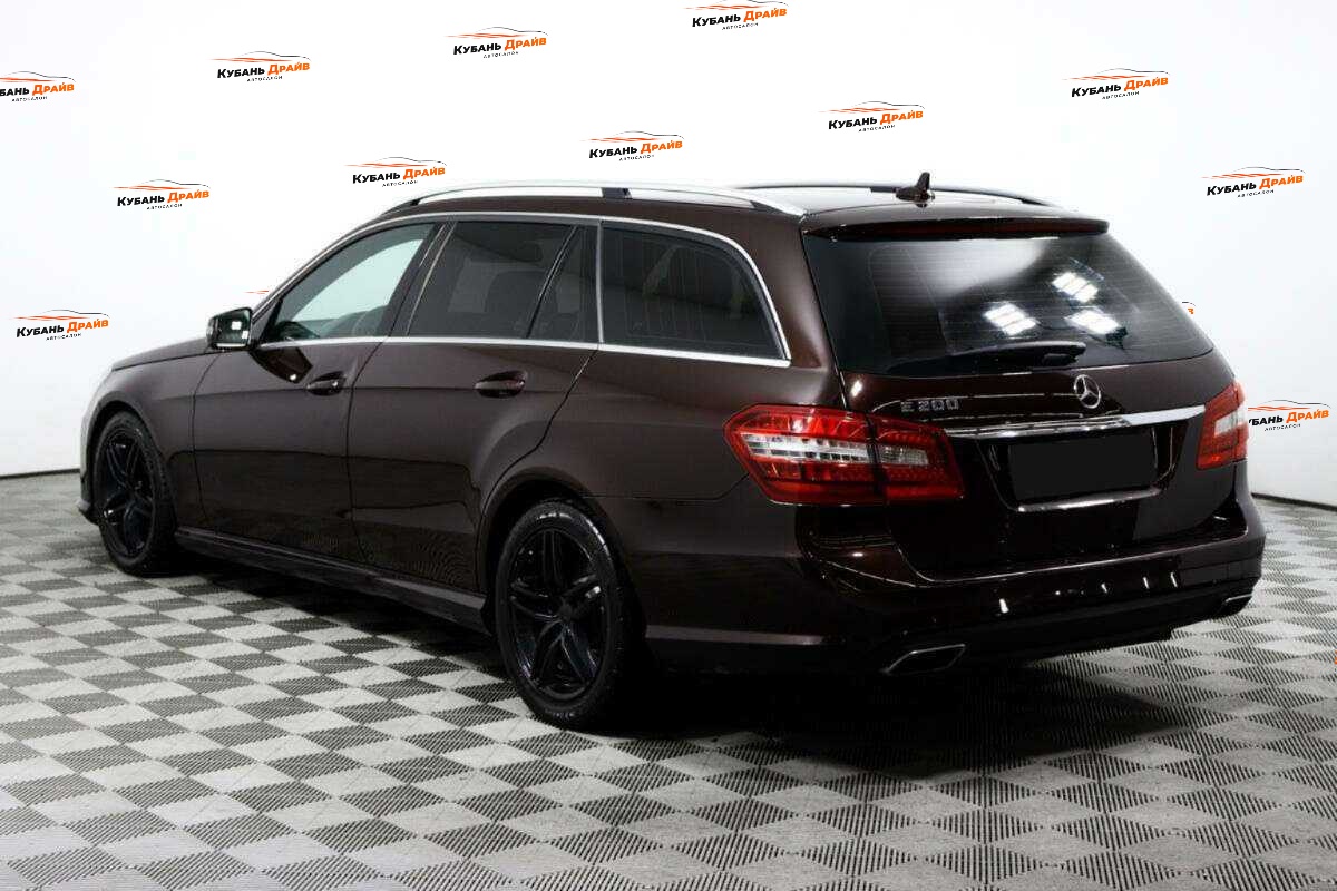 Mercedes-Benz E-Класс 2012 года с пробегом. Фото: #6
