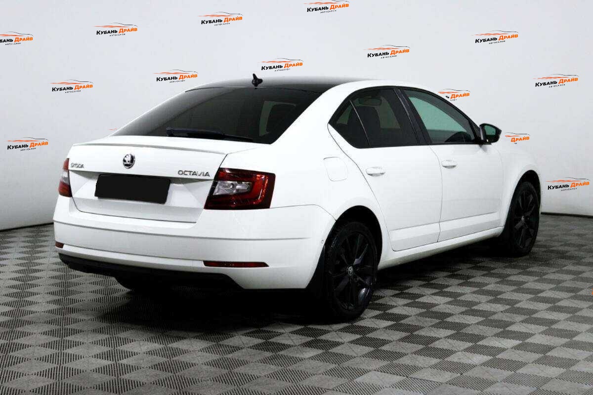 Skoda Octavia 2017 года с пробегом. Фото: #4