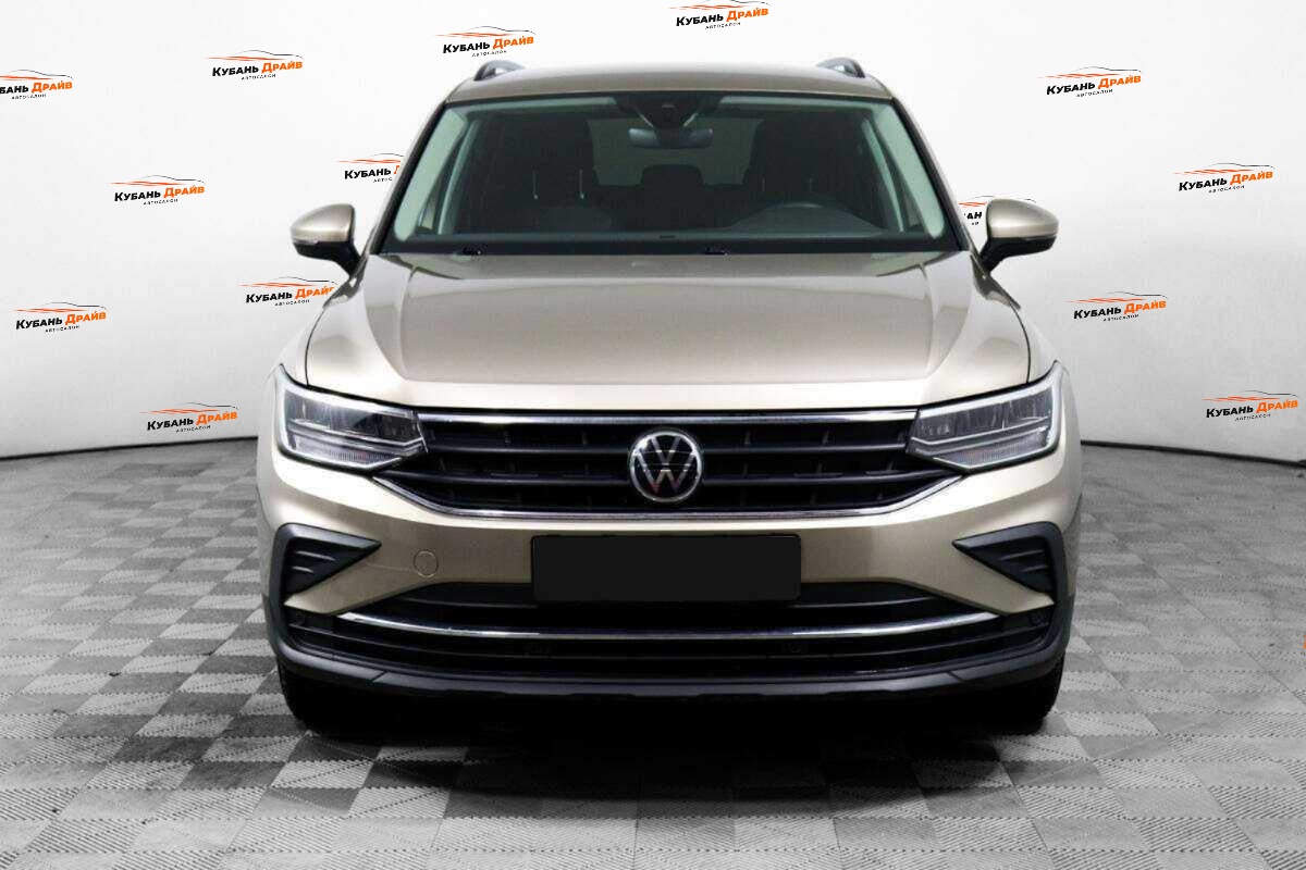 Volkswagen Tiguan 2021 года с пробегом. Фото: #1