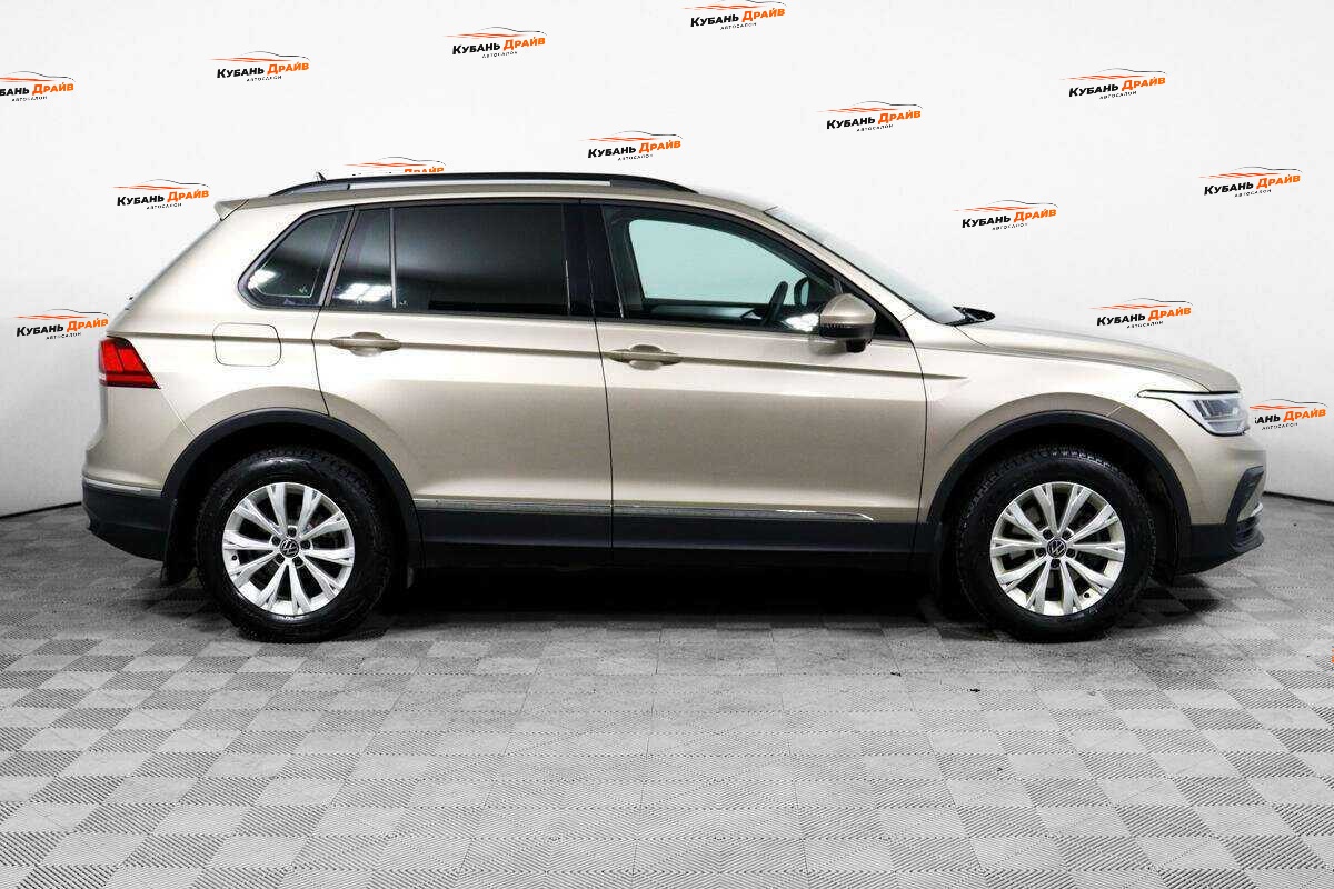 Volkswagen Tiguan 2021 года с пробегом. Фото: #3