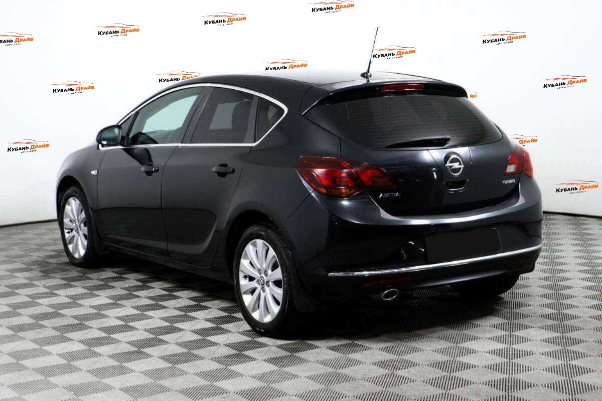 Opel Astra 2014 года с пробегом. Фото: #6