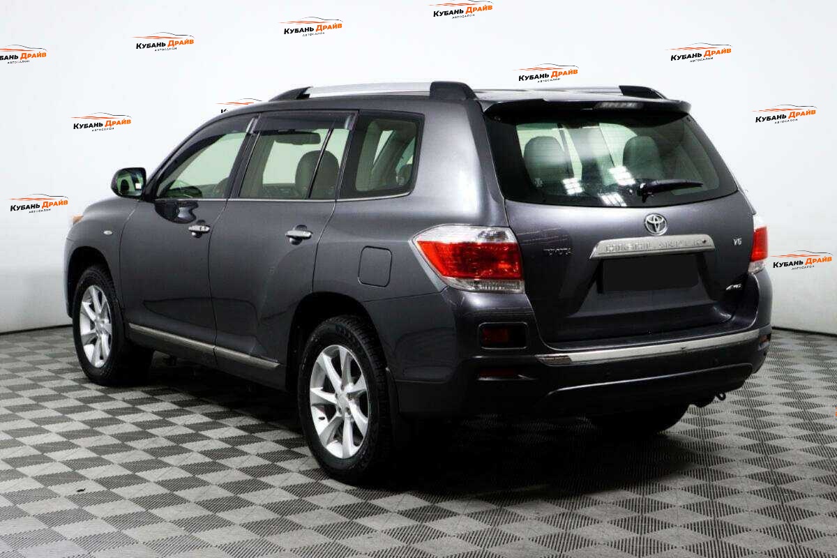 Toyota Highlander 2012 года с пробегом. Фото: #6