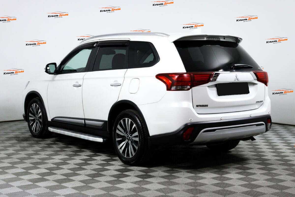 Mitsubishi Outlander 2019 года с пробегом. Фото: #6