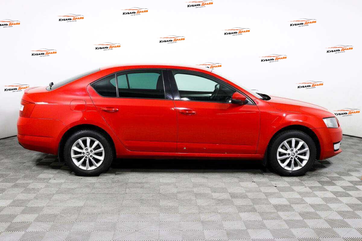Skoda Octavia 2015 года с пробегом. Фото: #3