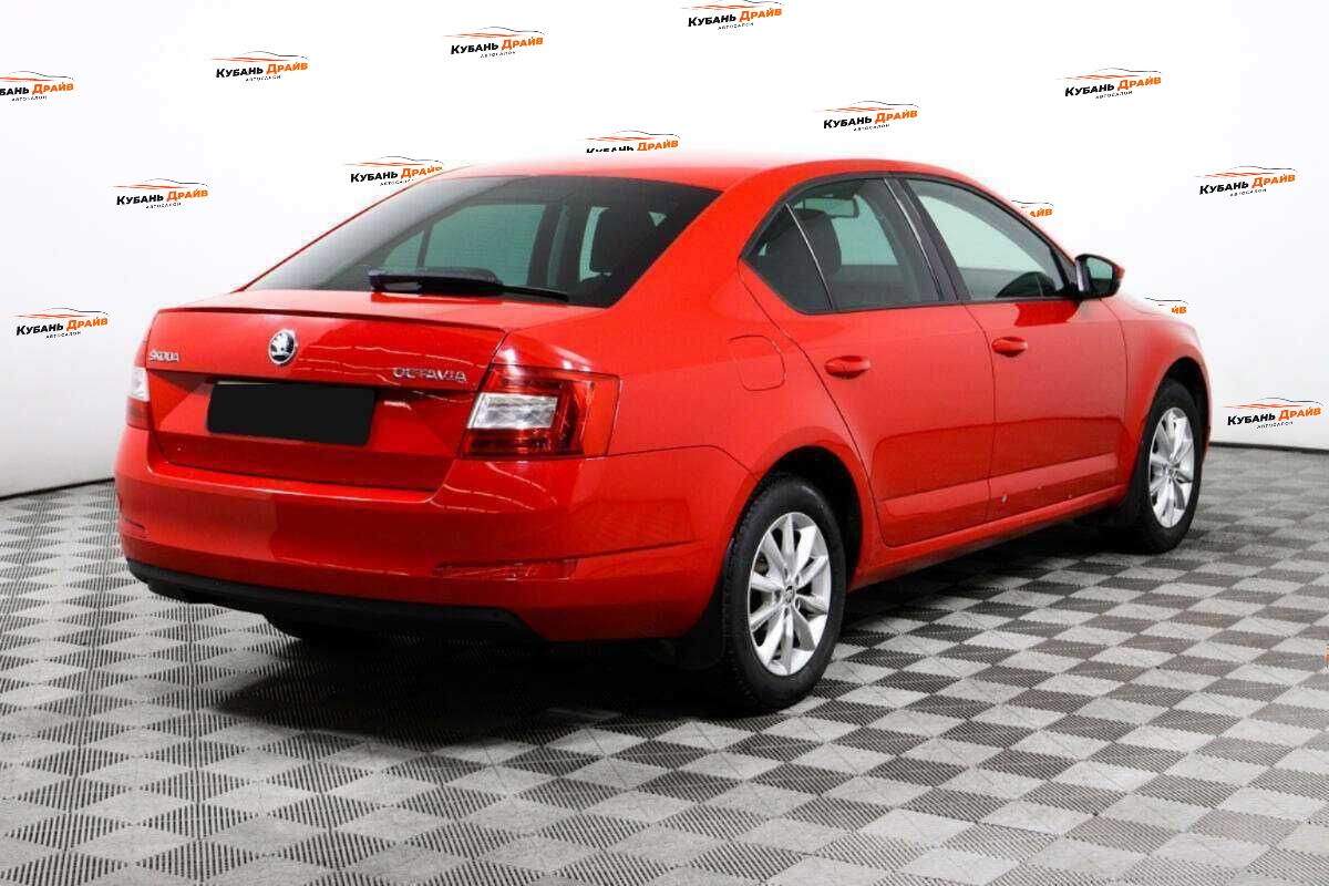 Skoda Octavia 2015 года с пробегом. Фото: #4