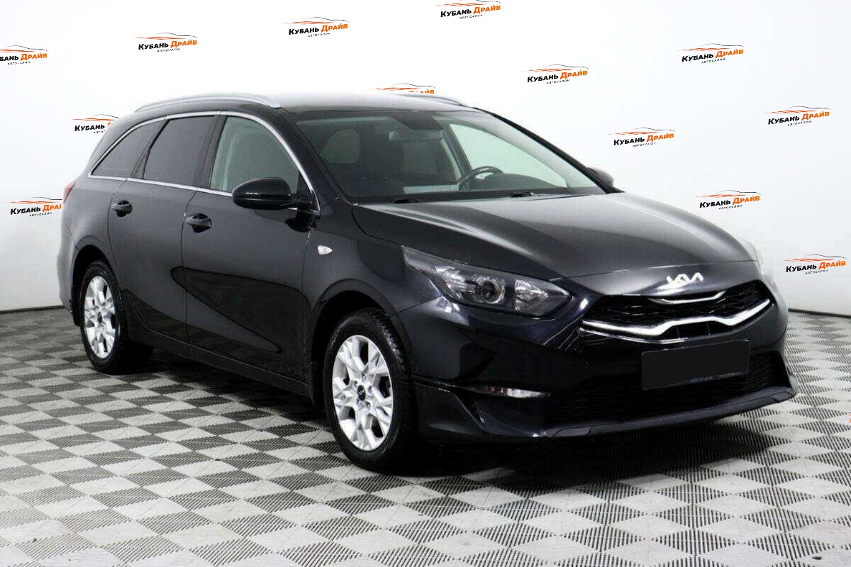 Kia Ceed 2021 года с пробегом. Фото: #2