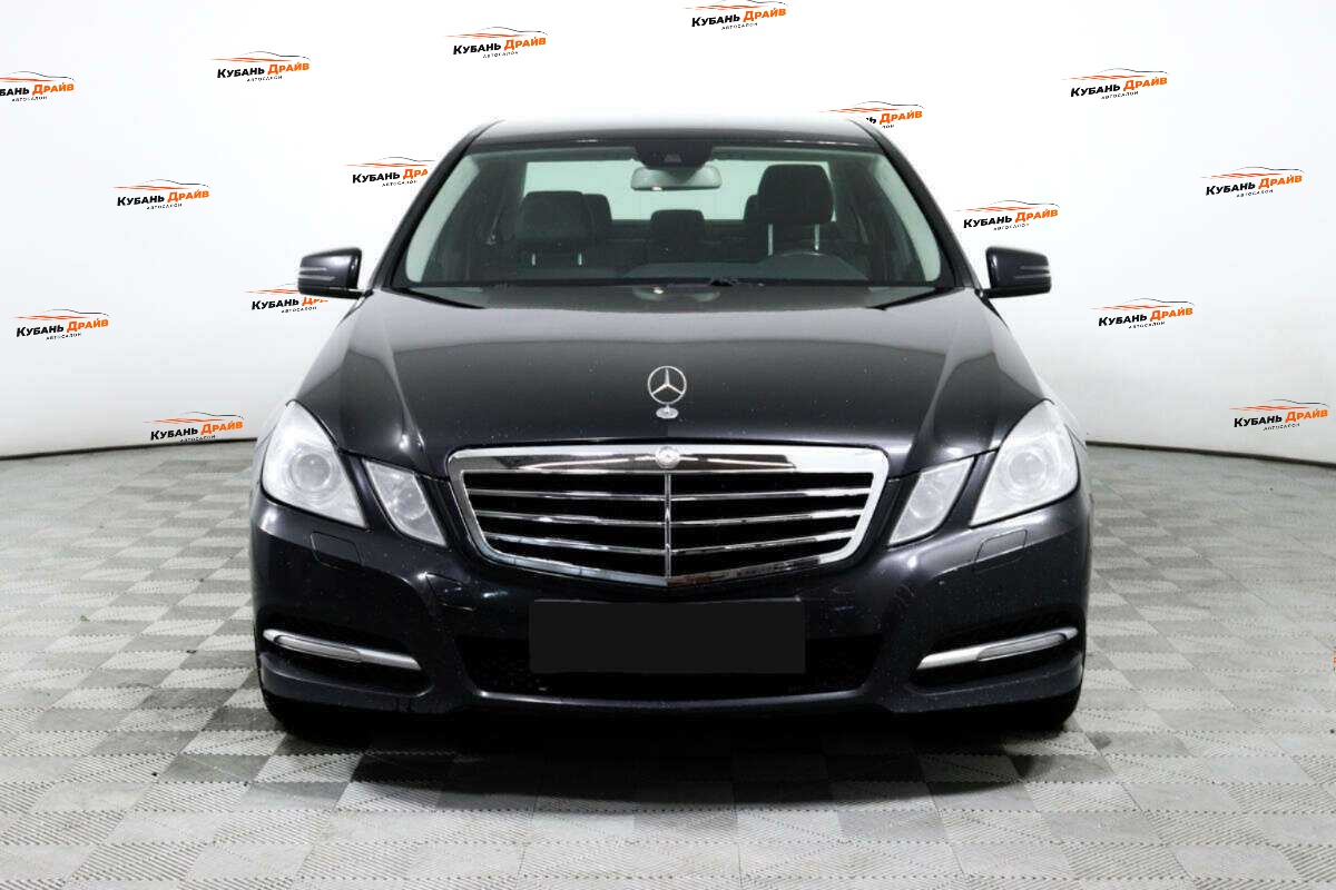 Mercedes-Benz E-Класс 2012 года с пробегом. Фото: #1
