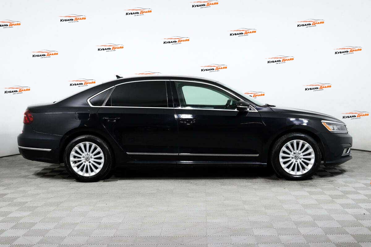 Volkswagen Passat 2017 года с пробегом. Фото: #3