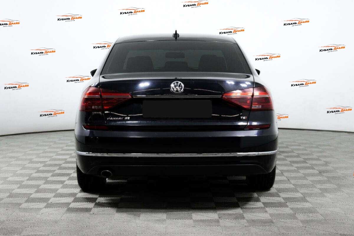 Volkswagen Passat 2017 года с пробегом. Фото: #5