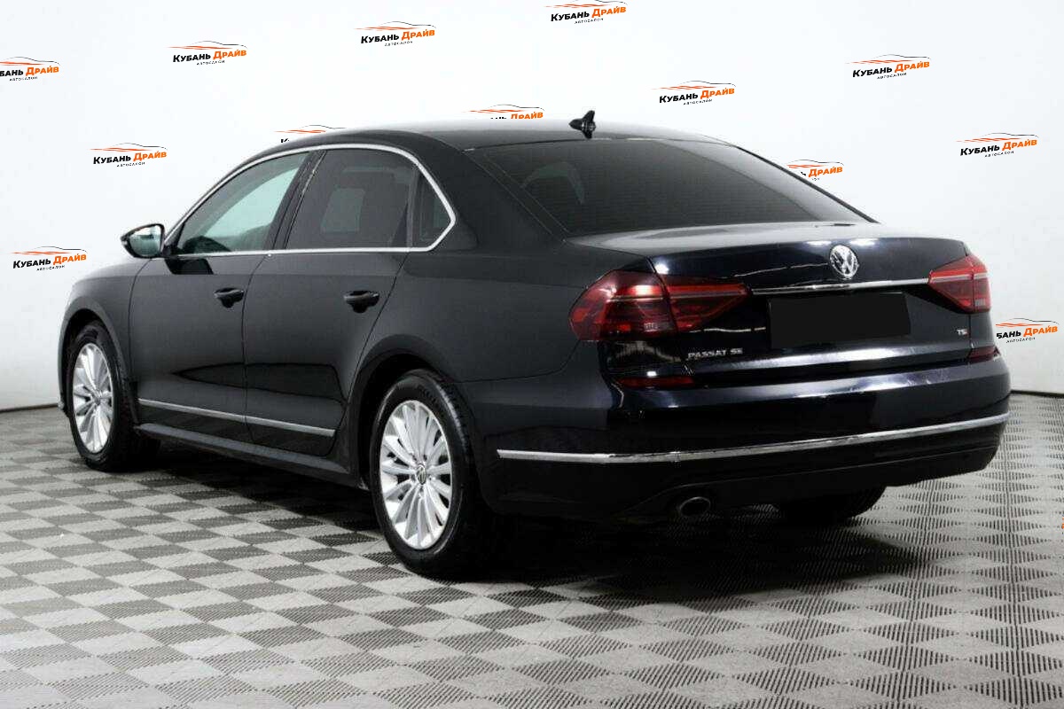 Volkswagen Passat 2017 года с пробегом. Фото: #6