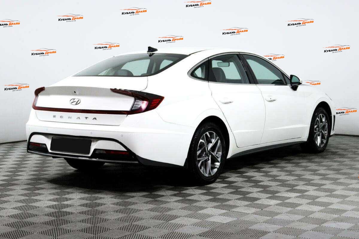 Hyundai Sonata 2020 года с пробегом. Фото: #4