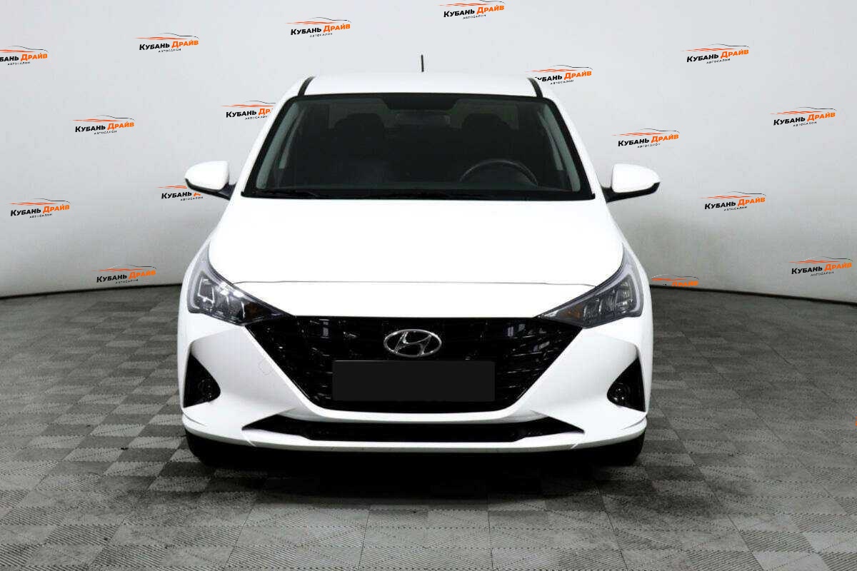 Hyundai Solaris 2022 года с пробегом. Фото: #1