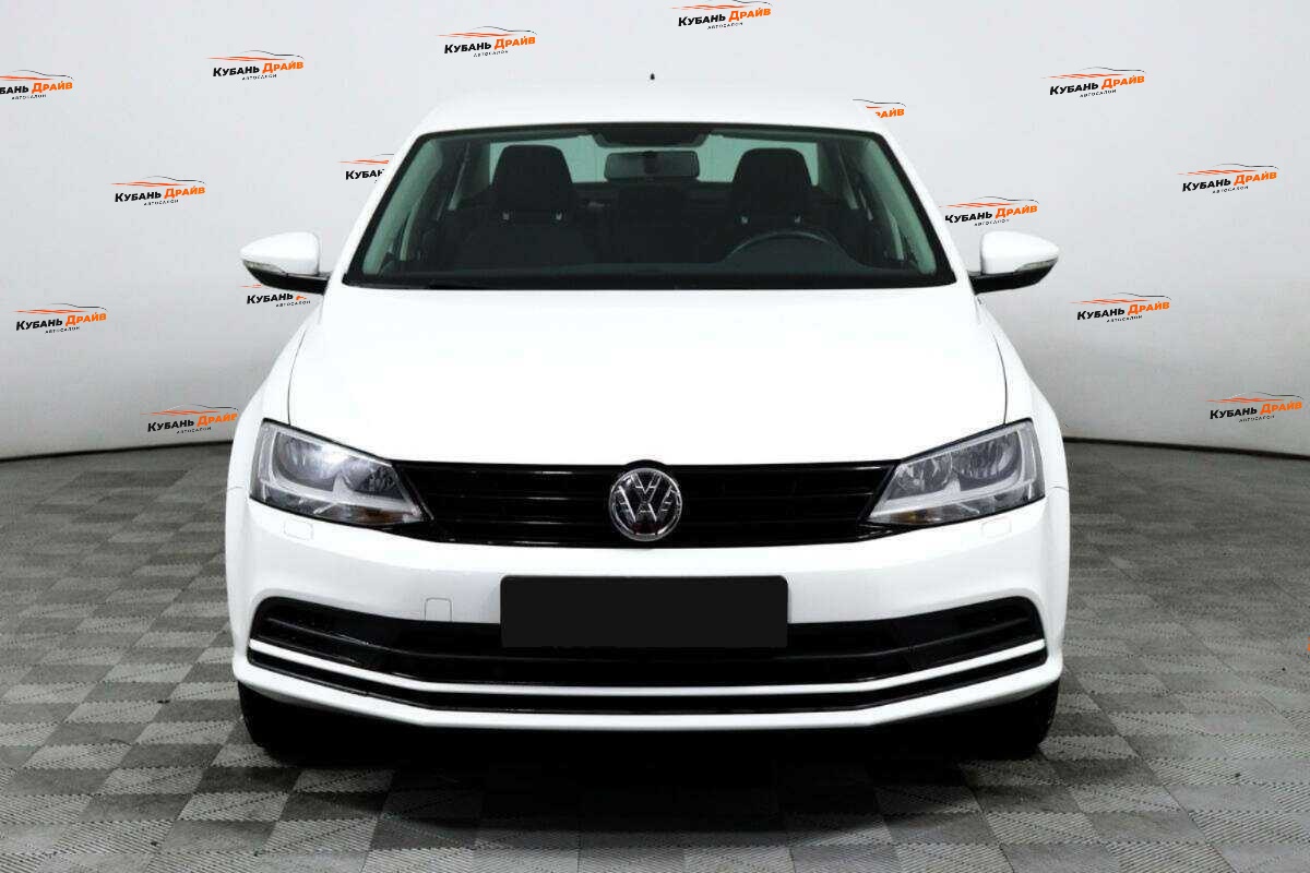 Volkswagen Jetta 2018 года с пробегом. Фото: #1