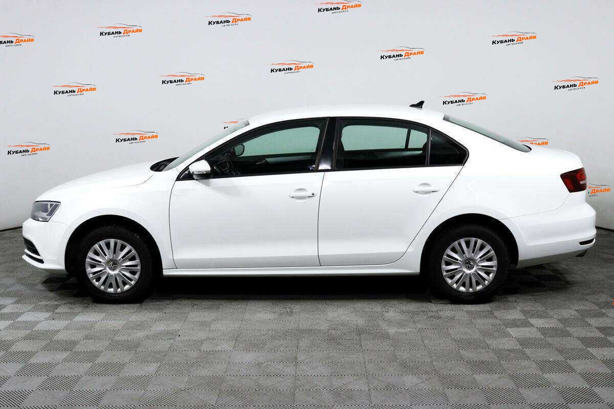Volkswagen Jetta 2018 года с пробегом. Фото: #7