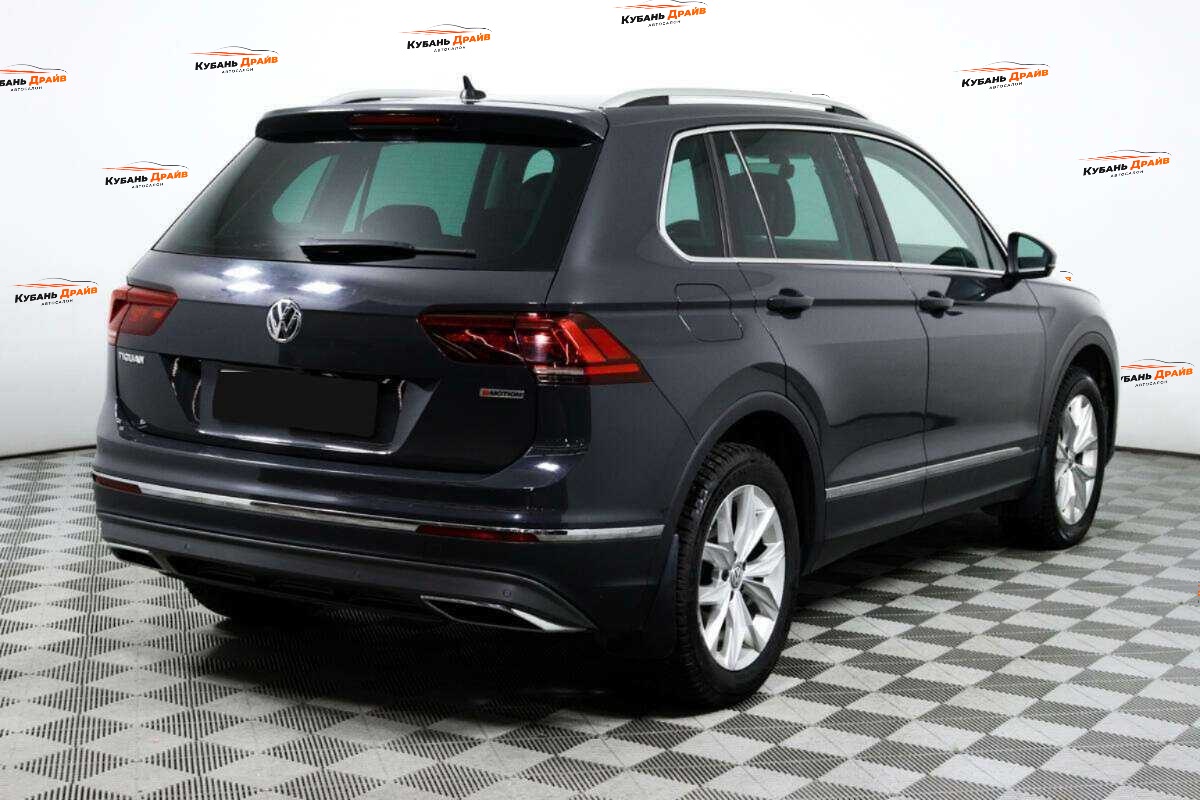 Volkswagen Tiguan 2018 года с пробегом. Фото: #4
