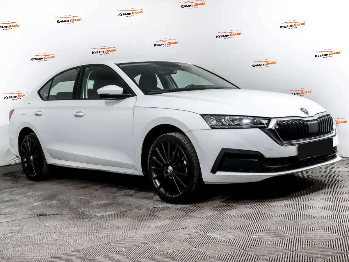 Skoda Octavia 2021 года с пробегом. Фото: #2