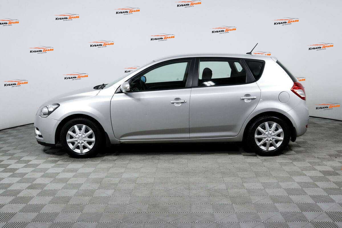 Kia Ceed 2012 года с пробегом. Фото: #7