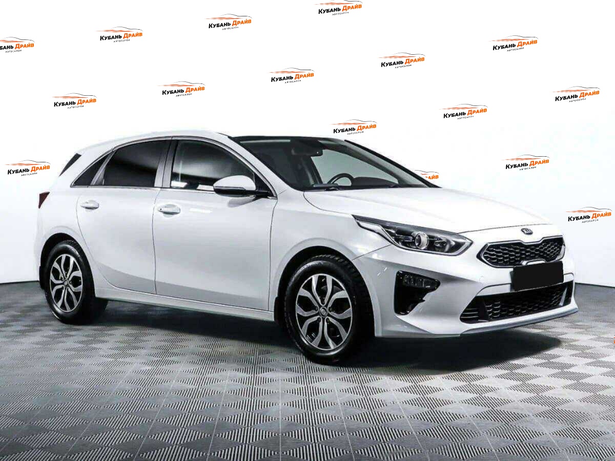 Kia Ceed 2019 года с пробегом. Фото: #2