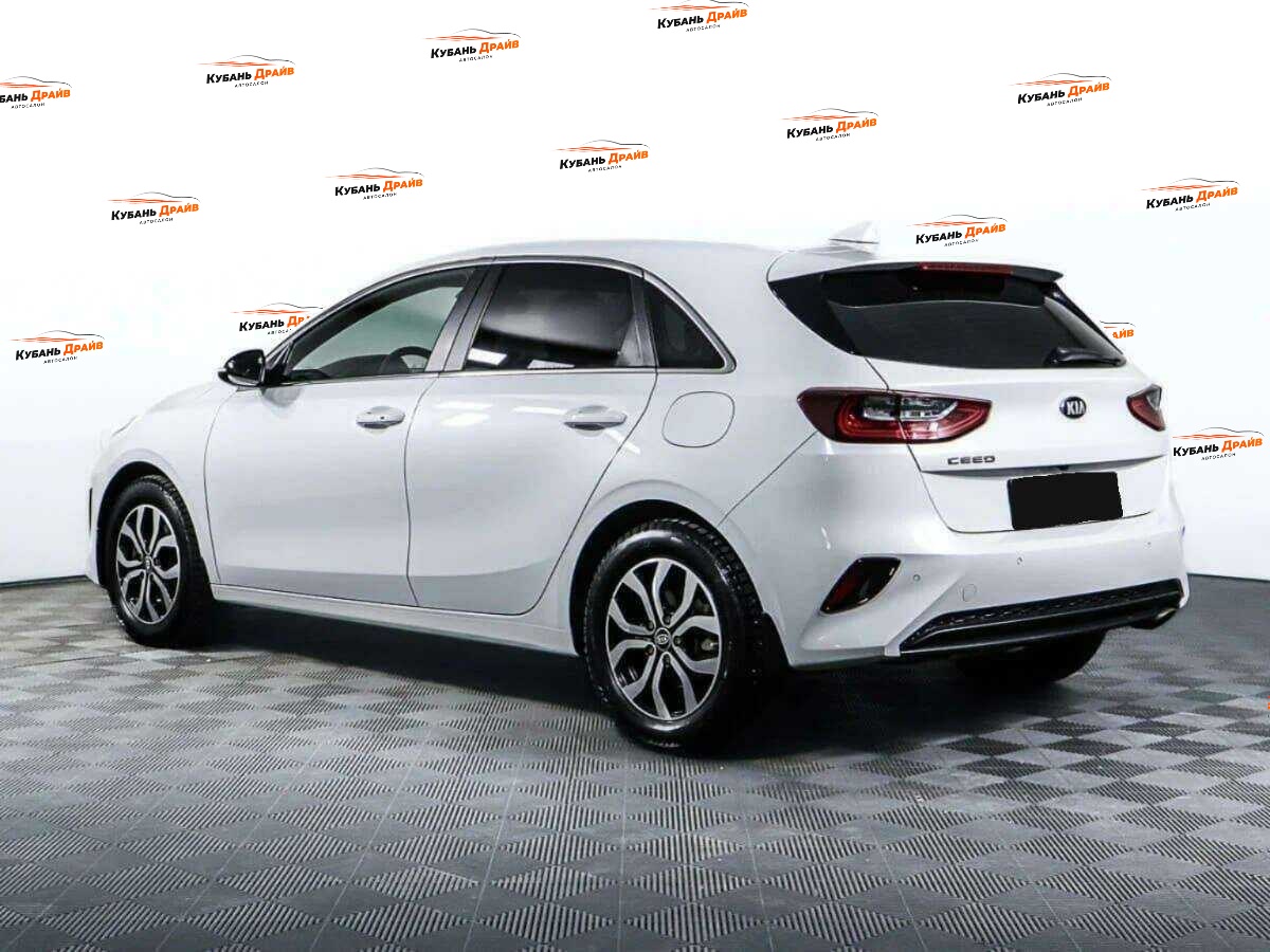 Kia Ceed 2019 года с пробегом. Фото: #5