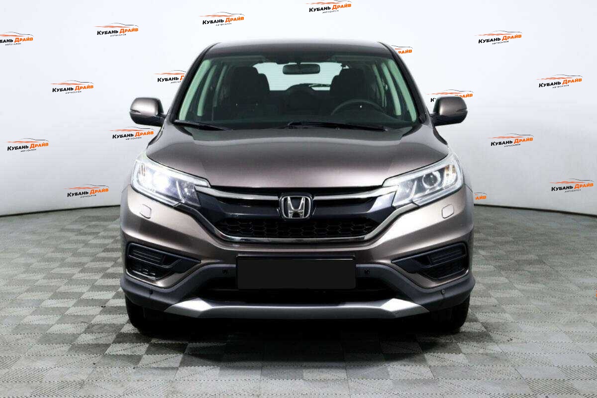 Honda CR-V 2015 года с пробегом. Фото: #1