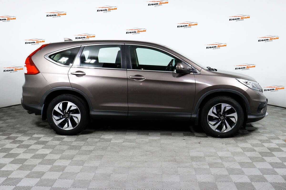 Honda CR-V 2015 года с пробегом. Фото: #3