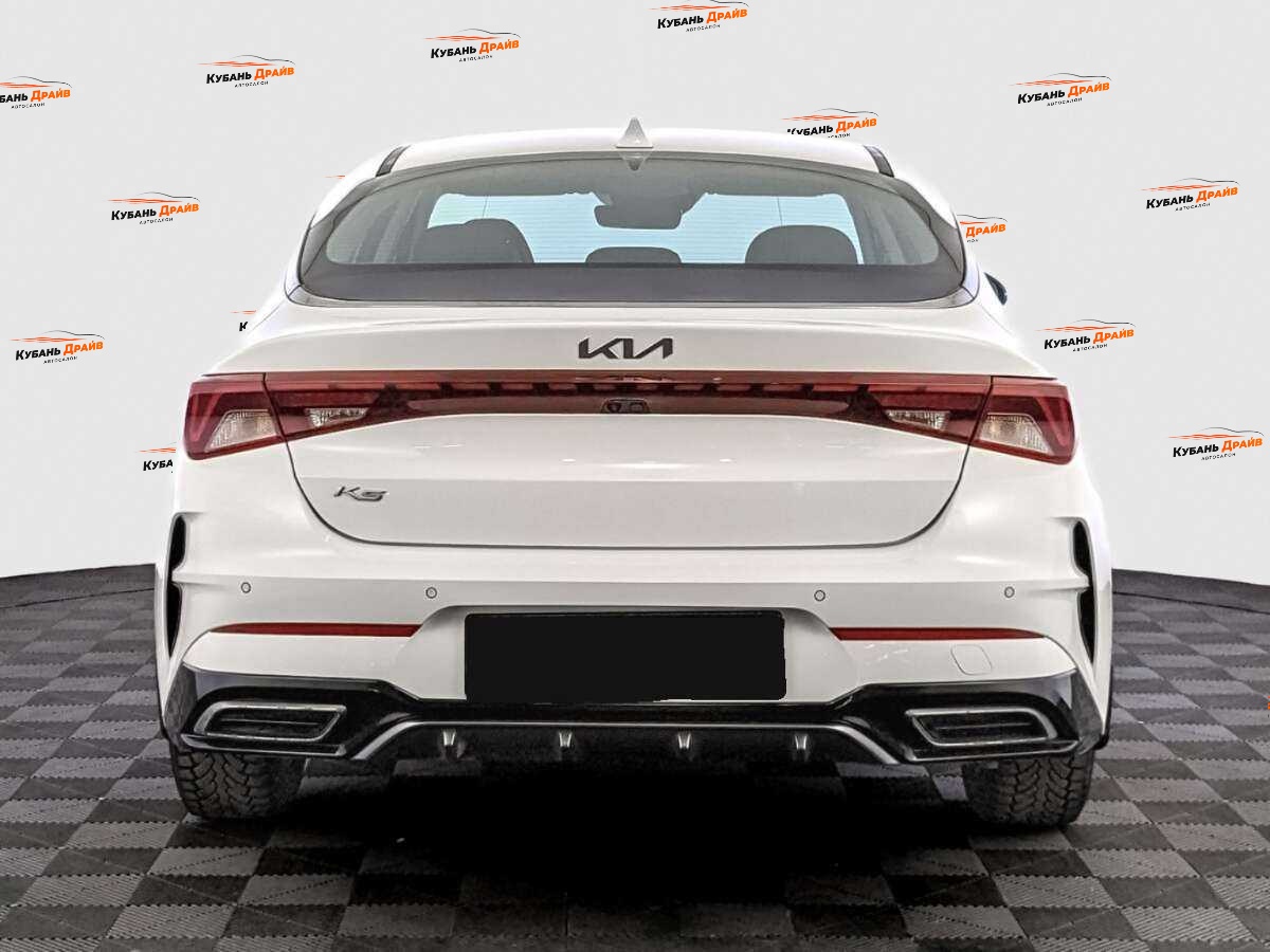 Kia K5 2021 года с пробегом. Фото: #5