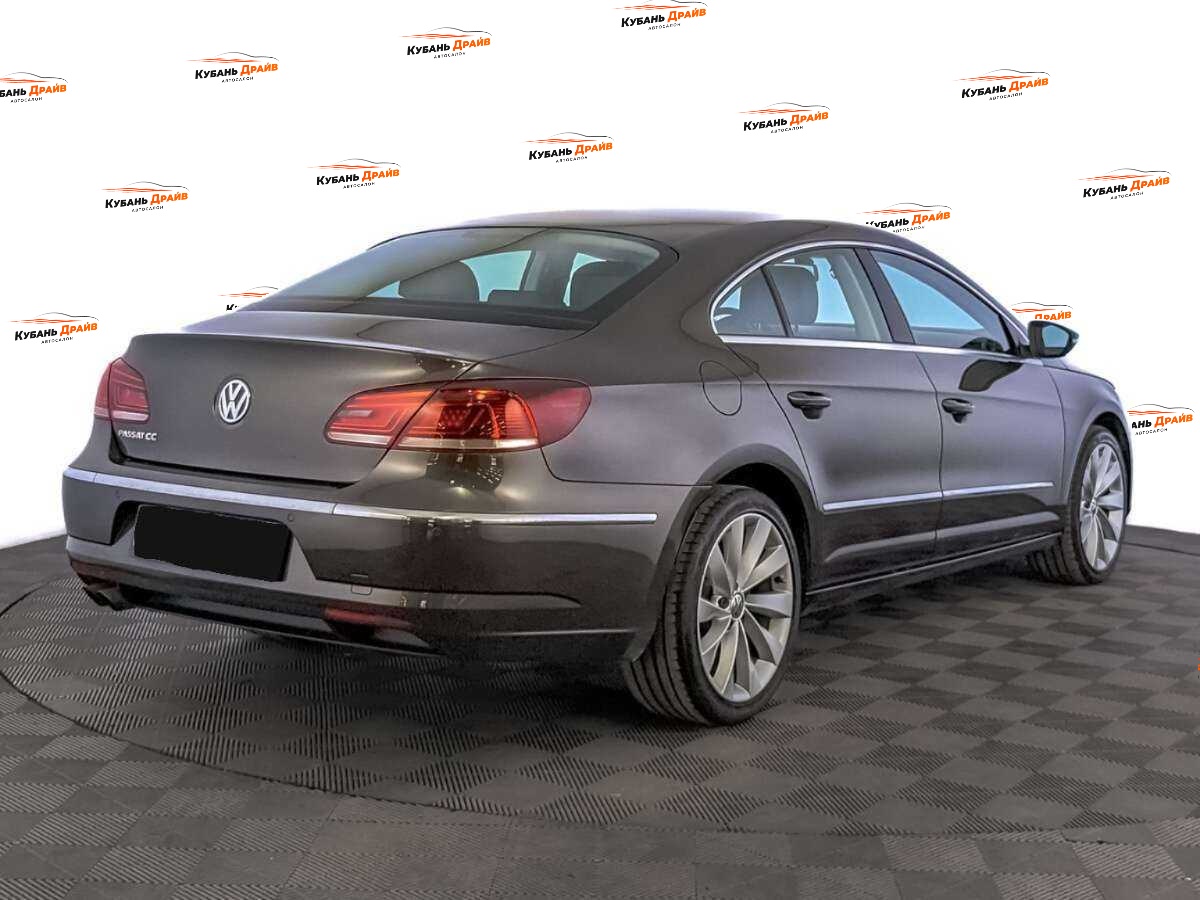 Volkswagen Passat CC 2013 года с пробегом. Фото: #4