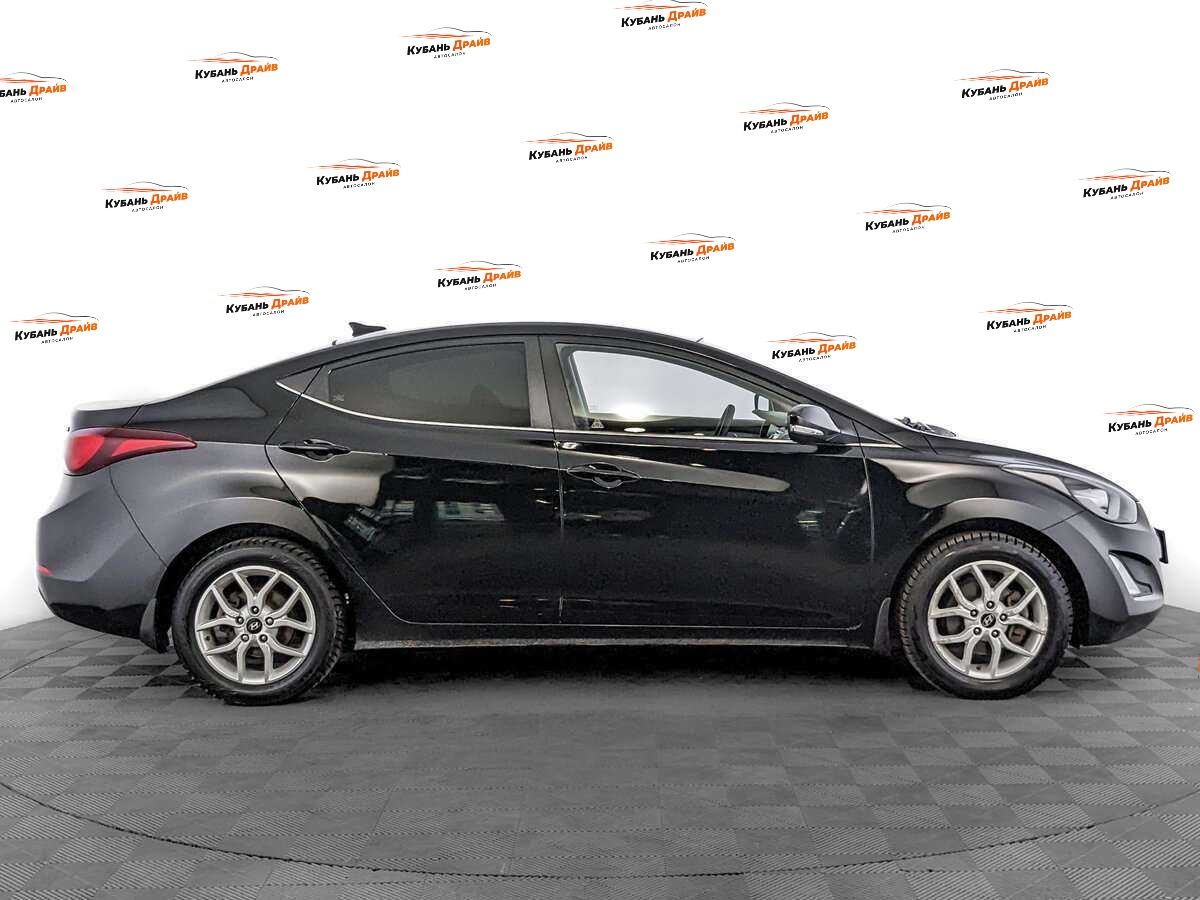 Hyundai Elantra 2014 года с пробегом. Фото: #3