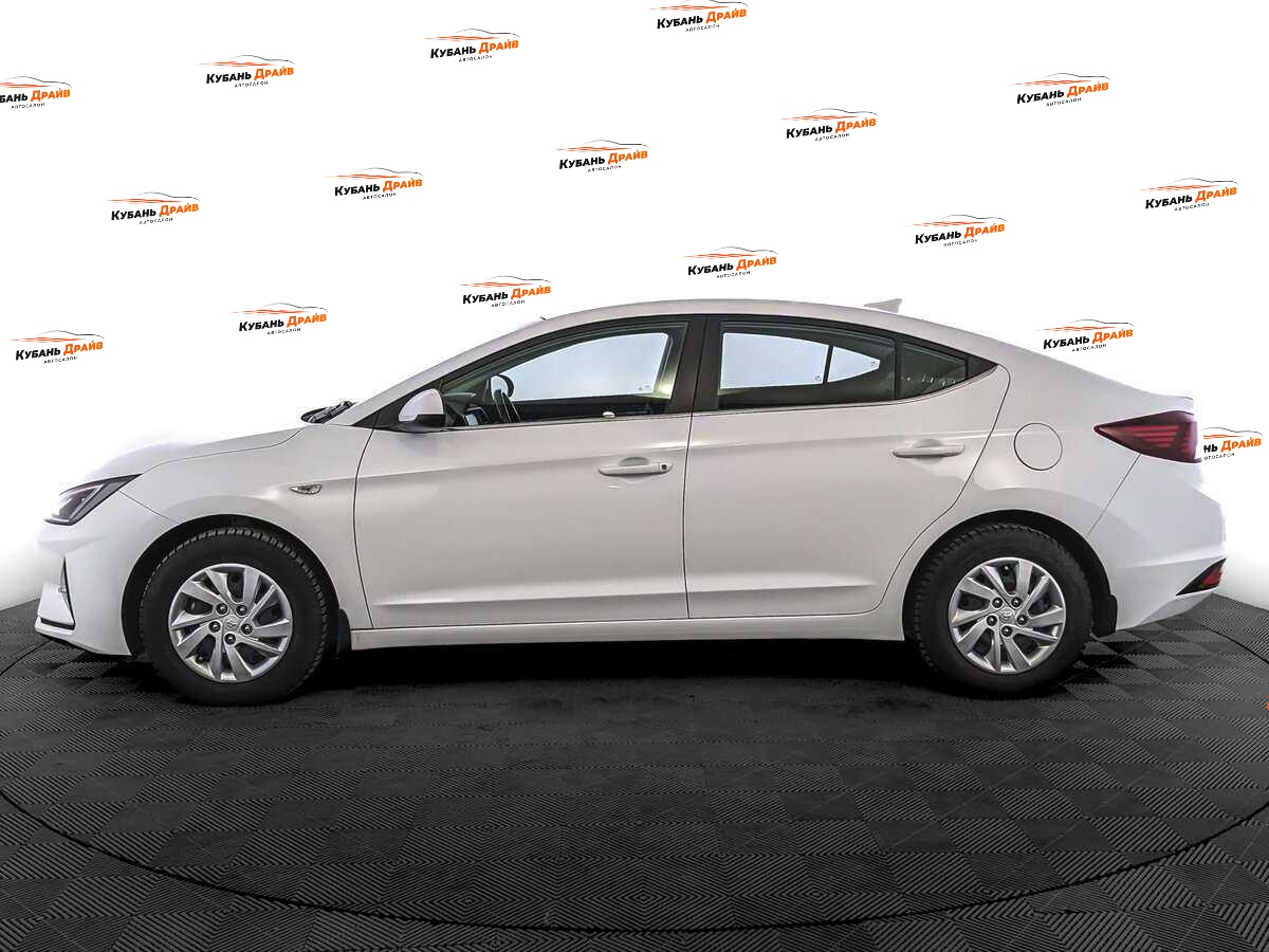 Hyundai Elantra 2020 года с пробегом. Фото: #7